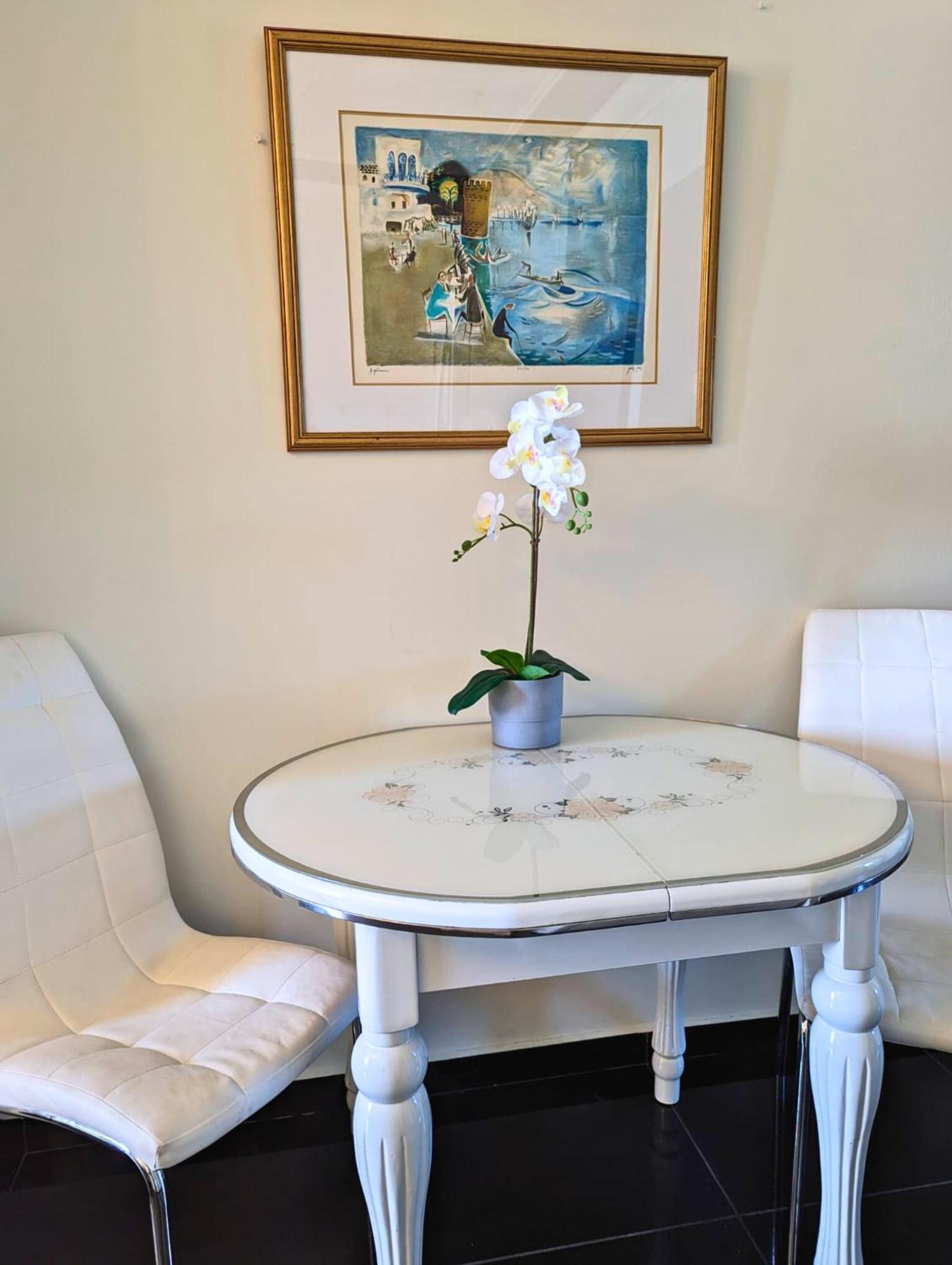 Almog Beach Apt Hotel מלון דירות אלמוג ביץ' Хайфа Екстериор снимка